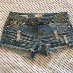 JEAN SHORTS SIZE 5